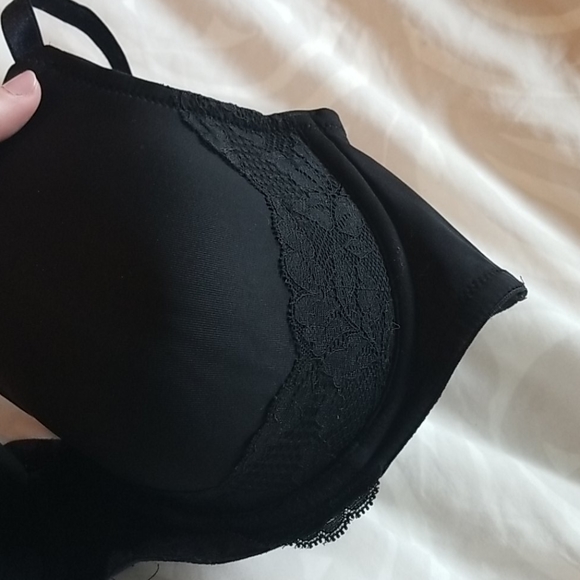 Lightly Lined Bra - Picture 2 of 6